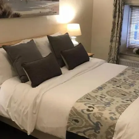 In Sleeps 6 Pets Welcome Pickering
