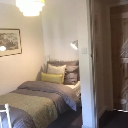 Ferienhaus In Sleeps 6 Pets Welcome